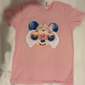 Minnie Mouse Animal Kingdom T Shirt- 10/12 girls